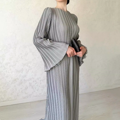 💕 Ny elegant klänning med utsvängda ärmar – tidlös & smickrande!