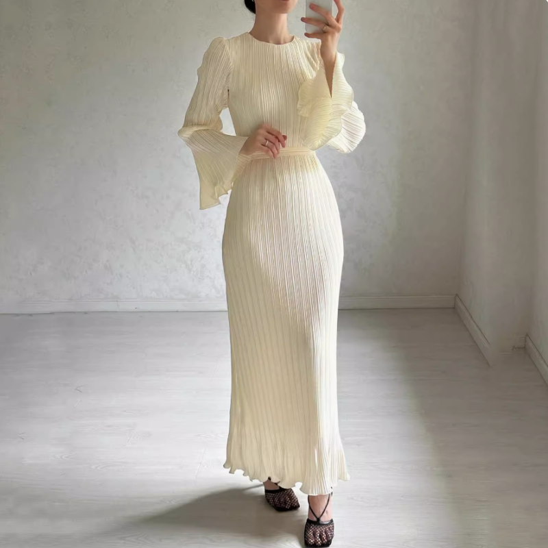 💕 Ny elegant klänning med utsvängda ärmar – tidlös & smickrande!