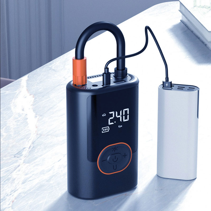🚗 50% RABATT! 🔦 Multifunktionell Bärbar Bildäckpump med Ljus – Snabbpumpning, LED-nödljus & Digital display ⚡