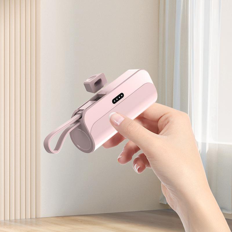 ⌛Reducerad med 67% 🔥Bärbar Powerbank med Hög Kapacitet och Inbyggda Kablar 🔋🔌 - Alltid Beredd för Laddning på Resan! 🚀