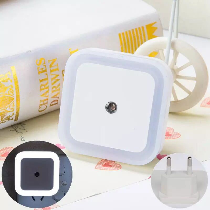 LED energibesparande lampa med smart ljussensor