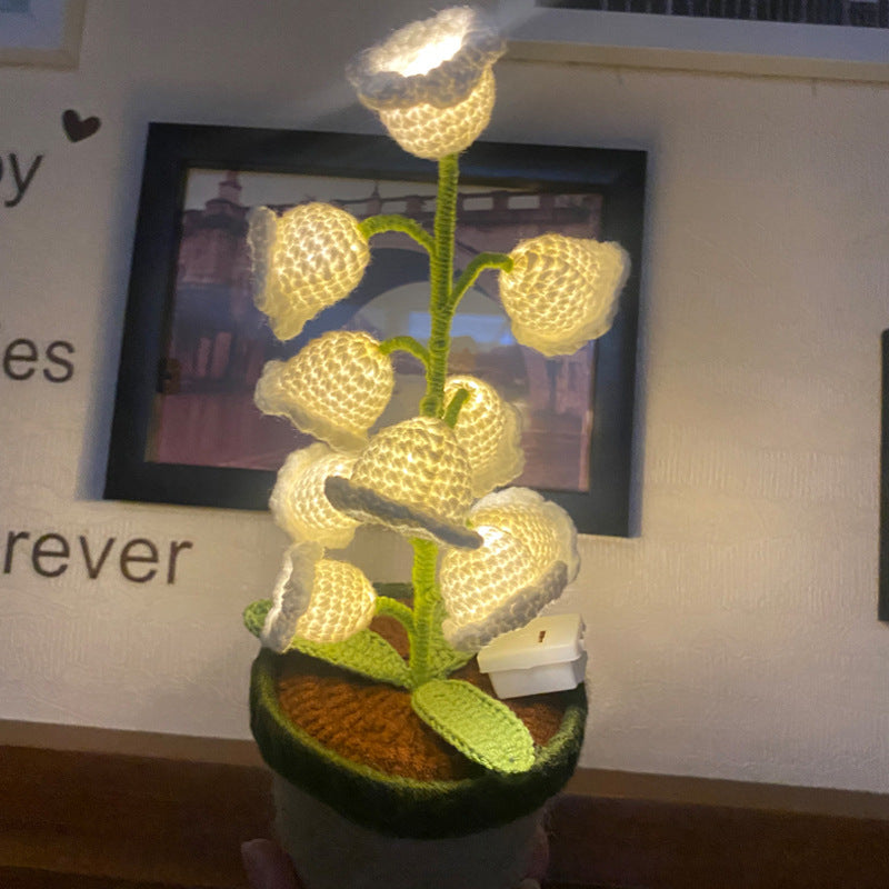 Lily Glow virkad lampa