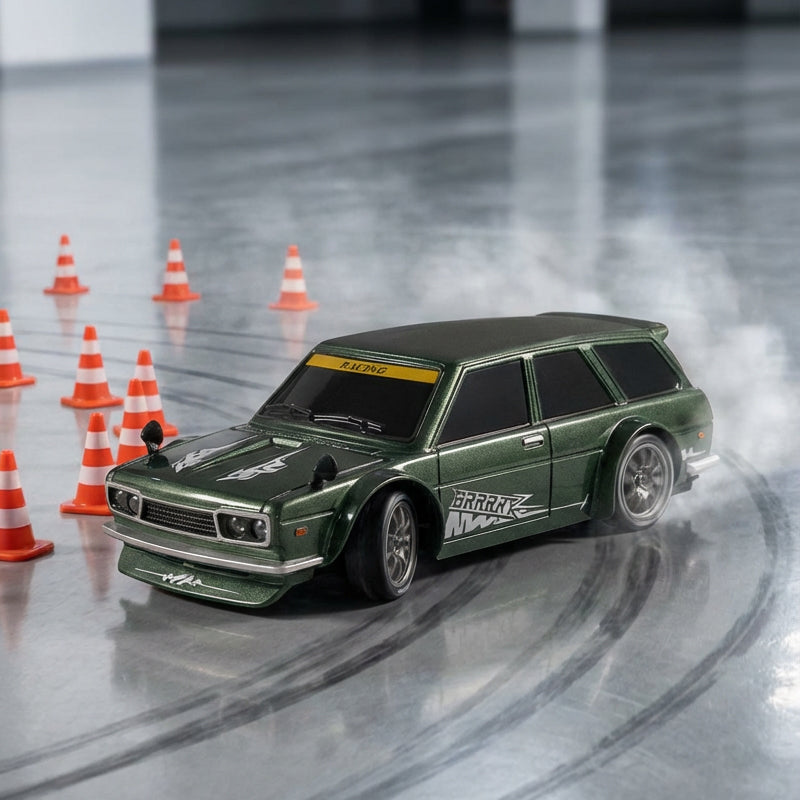 RC-driftbil i skala 1:24 med LED-belysning