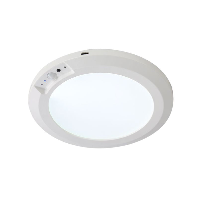 Magnetisk rörelsedetektor taklampa med fjärrkontroll – trådlös, enkel montering och smart belysning!✨💡