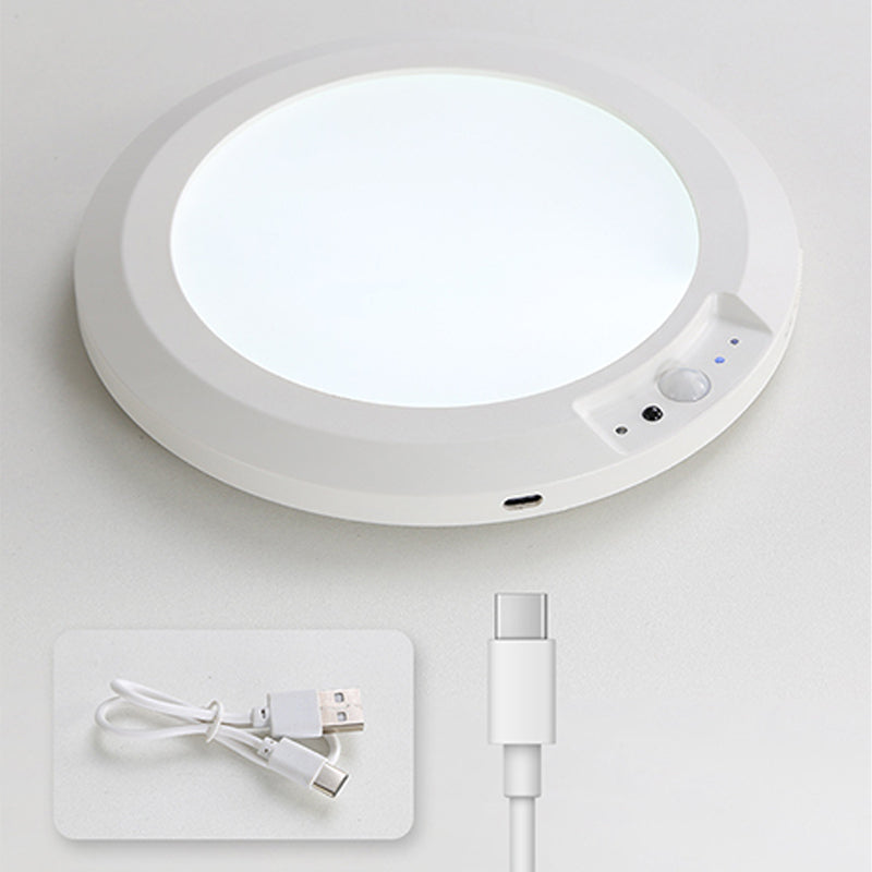 Magnetisk rörelsedetektor taklampa med fjärrkontroll – trådlös, enkel montering och smart belysning!✨💡