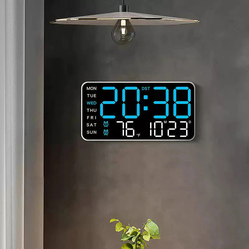 Stor digital väggklocka med LED-display, datum och termometer
